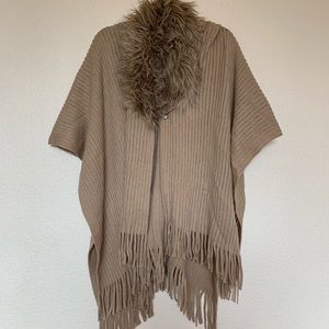 Fur lines poncho